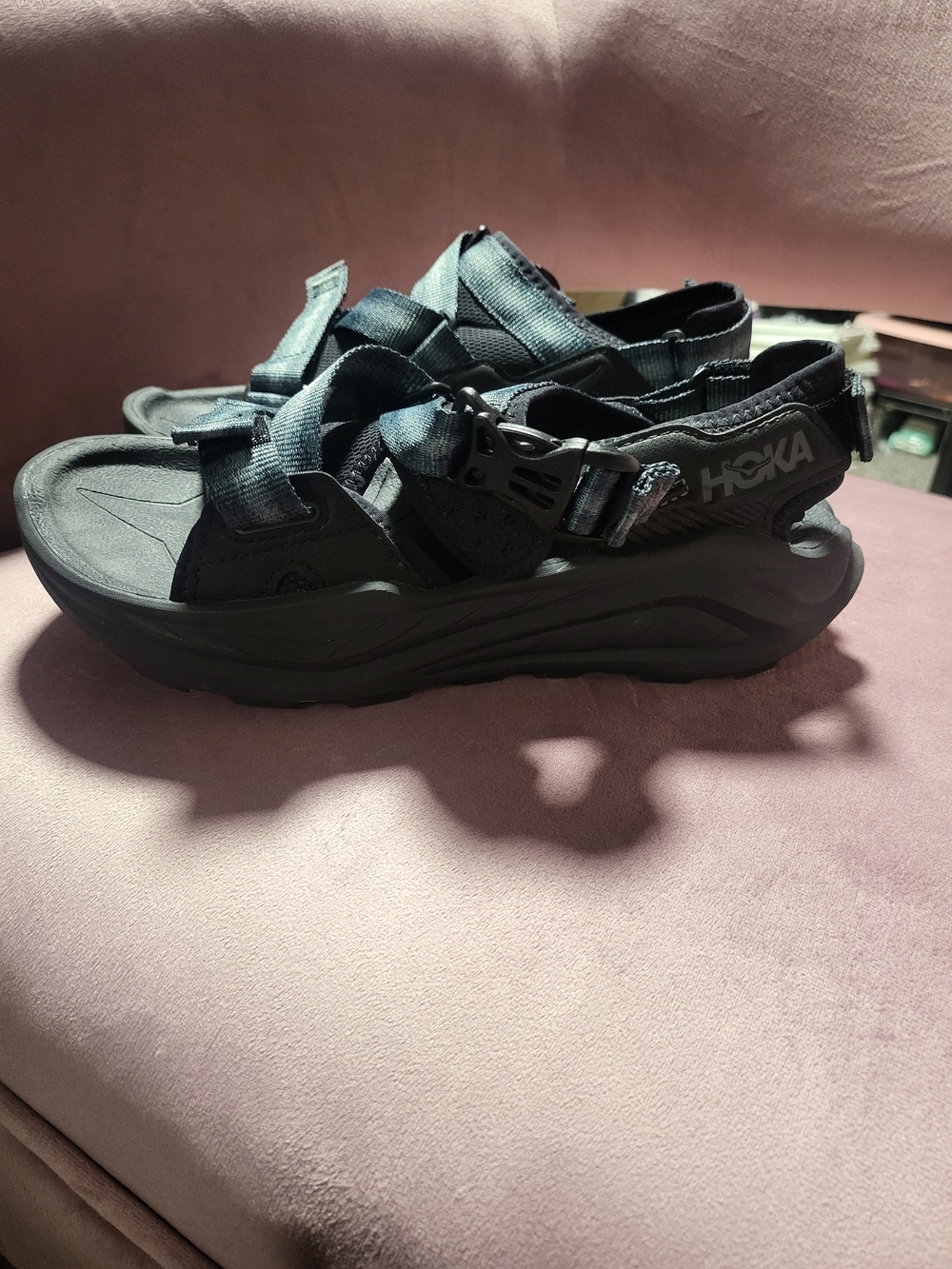 Brand New Never Worn Hoka Women's All-Black Cushioned Sport Sandals 8.5 Infini
